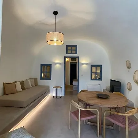 Acave Santorini Appartamento Vóthon