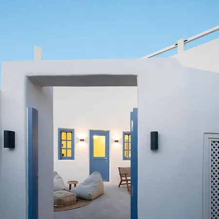 Acave Santorini