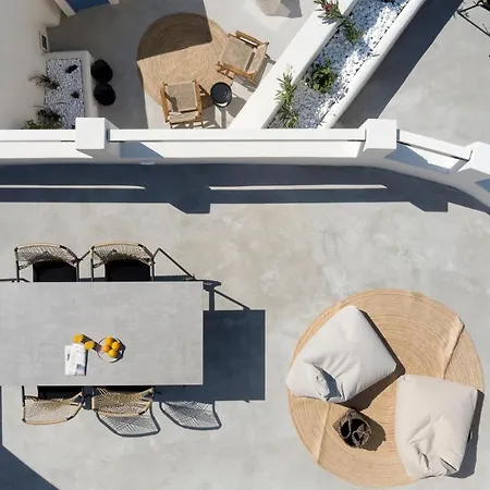 Acave Santorini Apartment